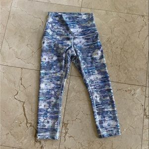 Lululemon wonder under multicolor leggings sz 6